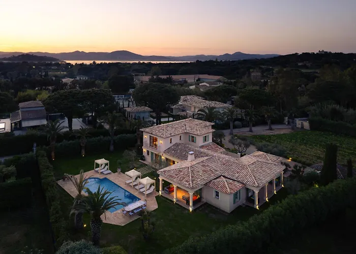 Villa Magnifique Riva Avec Piscine Aux Salins