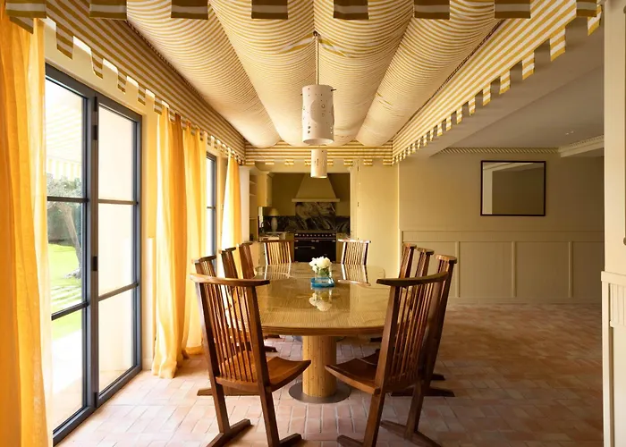 Magnifique Riva Avec Piscine Aux Salins * Сен-Тропе